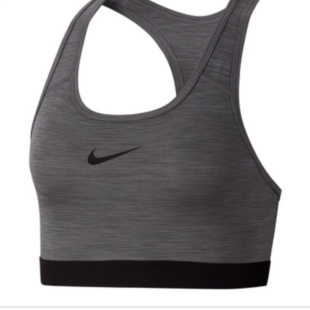 🆕 Nike Swoosh Dry fit Padded Sports Bra